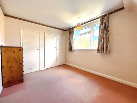 3 bedroom Detached house to let in Eaton Bray