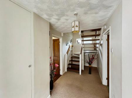 3 bedroom Detached house to let in Eaton Bray