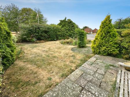 3 bedroom Detached house to let in Eaton Bray