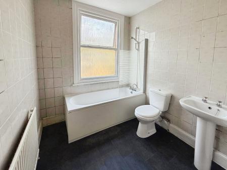1 bedroom Flat for sale in Ridgway Road, High Town, Luton, LU2
