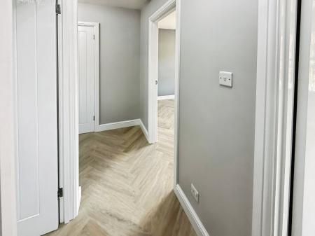 1 bedroom Flat to let in Plaiters Way, Dunstable, LU5