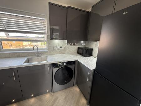 1 bedroom Flat to let in Plaiters Way, Dunstable, LU5