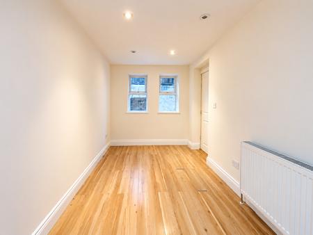 1 bedroom Flat to let in Napier Road, Farley Hill, Luton, LU1