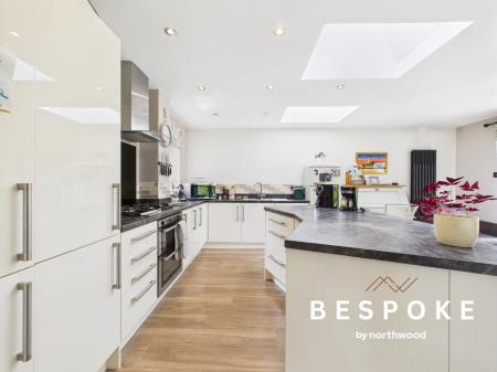 2 bedroom Link detached house for sale in Appleby Close, Macclesfield, SK11