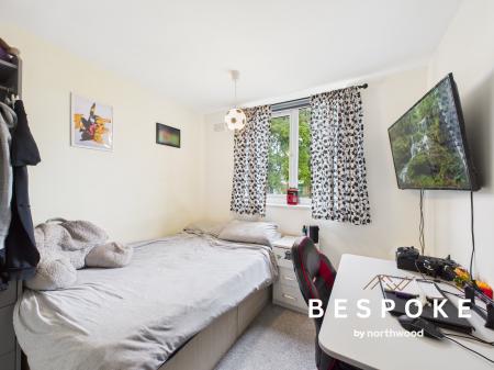 3 bedroom End of terrace house for sale in Bramble Close, Macclesfield, SK10