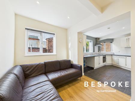 5 bedroom Terraced House for sale in Bridge Street, Macclesfield, SK11