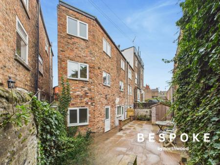 5 bedroom Terraced House for sale in Bridge Street, Macclesfield, SK11