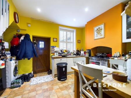 2 bedroom Terraced House for sale in Clarke Lane, Bollington, Macclesfield, SK10