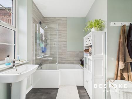 3 bedroom Apartment for sale in Hatton Street, Macclesfield, SK11