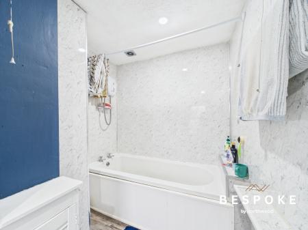 3 bedroom Terraced House for sale in High Street, Macclesfield, SK11