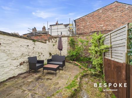 3 bedroom Terraced House for sale in High Street, Macclesfield, SK11