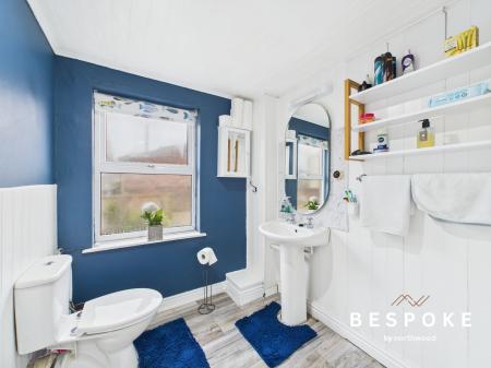 3 bedroom Terraced House for sale in High Street, Macclesfield, SK11