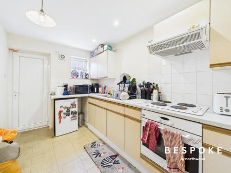 4 bedroom Apartment for sale in Parkway, Wilmslow, SK9