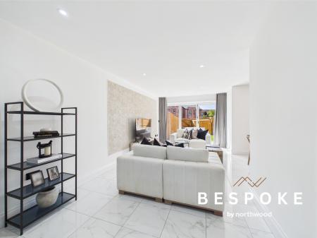 4 bedroom Town house for sale in Bank Street, Macclesfield, SK11