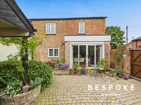 4 bedroom House for sale in Robin Lane, Macclesfield, SK11