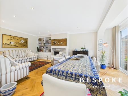 4 bedroom House for sale in Robin Lane, Macclesfield, SK11