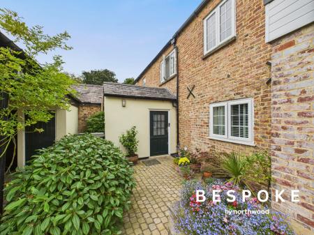 4 bedroom House for sale in Robin Lane, Macclesfield, SK11