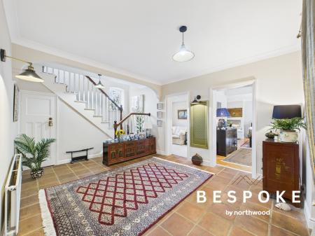 4 bedroom House for sale in Robin Lane, Macclesfield, SK11