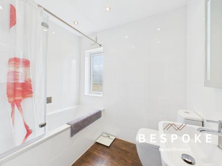 4 bedroom House for sale in Robin Lane, Macclesfield, SK11