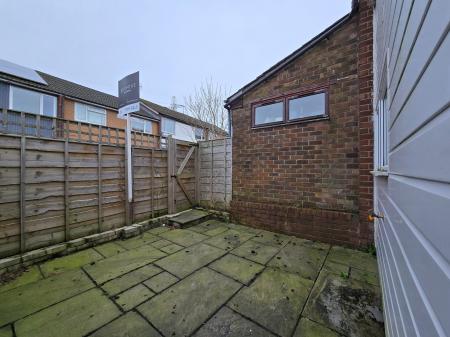 3 bedroom Terraced House for sale in Stafford Walk, Macclesfield, SK10