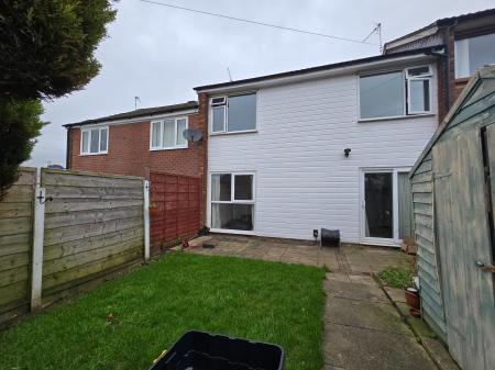 3 bedroom Terraced House for sale in Stafford Walk, Macclesfield, SK10