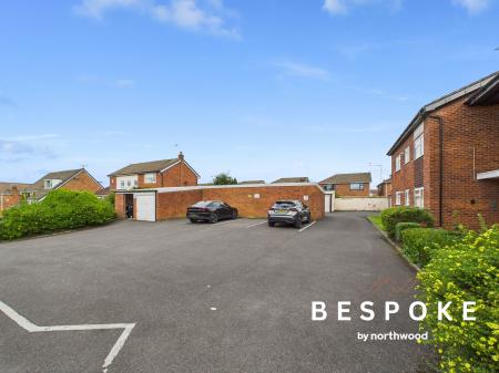 2 bedroom Apartment for sale in Ullswater Mansions, Macclesfield, SK11