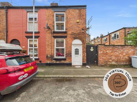 2 bedroom End of terrace house for sale in Brown Street, Macclesfield, SK11