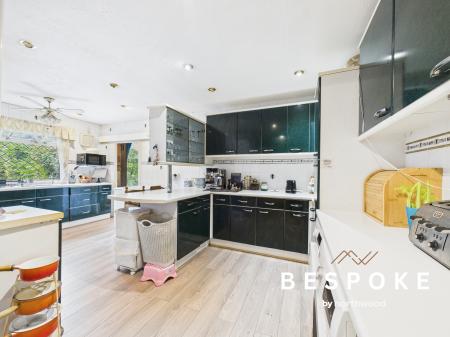 6 bedroom Detached bungalow for sale in Byrons Lane, Macclesfield, SK11