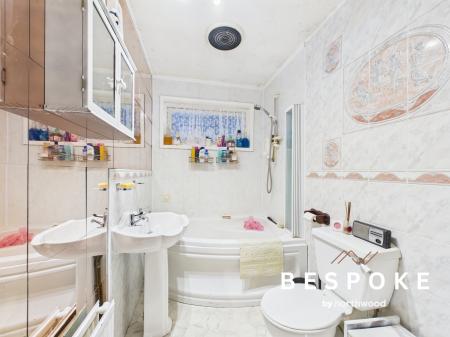 6 bedroom Detached bungalow for sale in Byrons Lane, Macclesfield, SK11