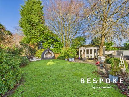 6 bedroom Detached house for sale in Gawsworth Road, Macclesfield, SK11