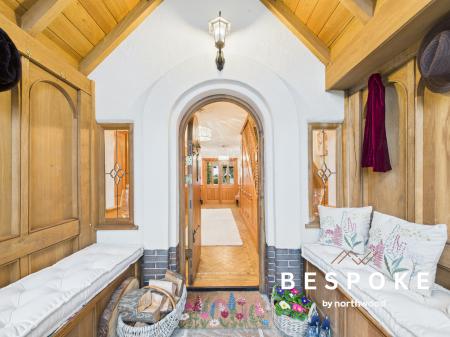 6 bedroom Detached house for sale in Gawsworth Road, Macclesfield, SK11