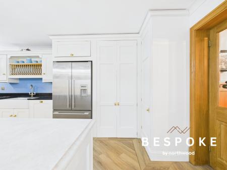 6 bedroom Detached house for sale in Gawsworth Road, Macclesfield, SK11