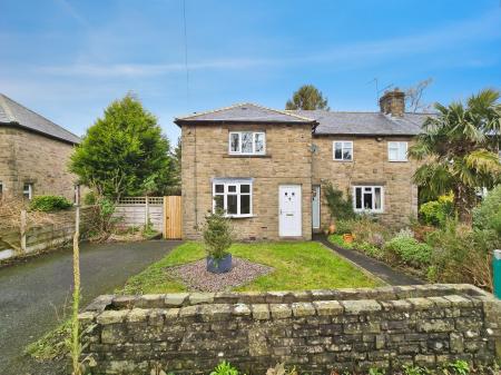 3 bedroom Semi-detached house to let in Kingsway, Bollington, SK10