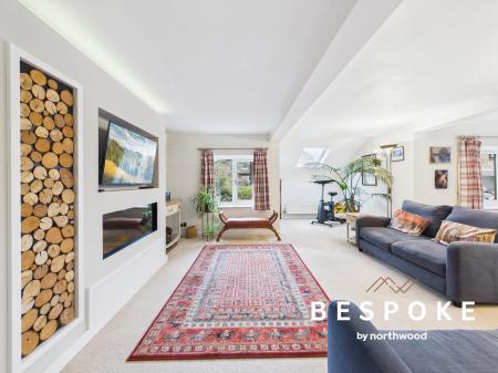 4 bedroom Detached house for sale in 2 Roan Court, Macclesfield, SK11