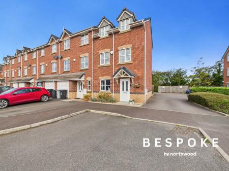 4 bedroom Town house for sale in Foxholme Court, Crewe, CW1