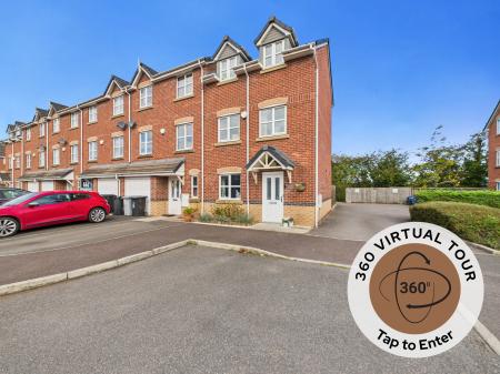 4 bedroom Town house for sale in Foxholme Court, Crewe, CW1