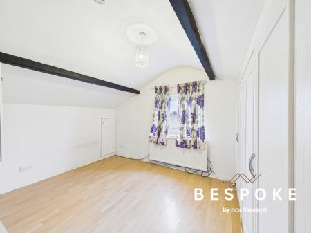 2 bedroom Semi-detached house for sale in Crompton Road, Macclesfield, SK11