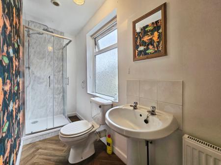 1 bedroom Flat to let in Cross Street, Macclesfield, SK11