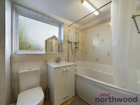 3 bedroom Mews house for sale in Kennedy Ave, Macclesfield, SK10