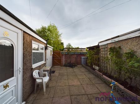 3 bedroom Mews house for sale in Kennedy Ave, Macclesfield, SK10