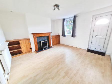 2 bedroom Terraced House to let in Norbury Street, Macclesfield, SK11