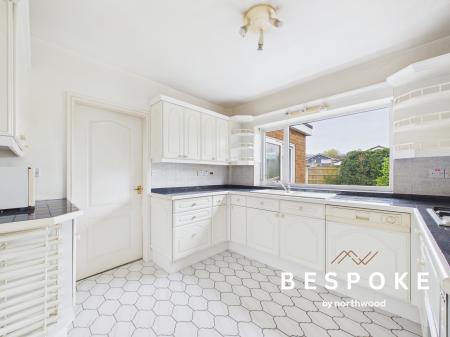4 bedroom Detached house for sale in Newnham Close, Macclesfield, SK11