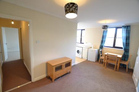 1 bedroom Flat to let in Stamford Court, Stamford Road, Macclesfield, SK11