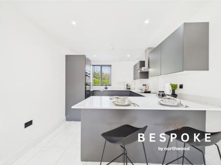 4 bedroom House for sale in Bank Street, Macclesfield, SK11