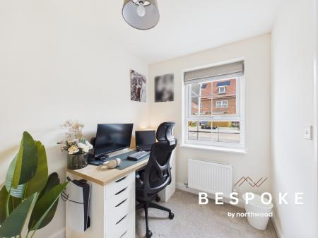 4 bedroom Flat for sale in Wilshaw Place, Macclesfield, SK11