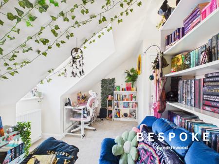 4 bedroom Flat for sale in Wilshaw Place, Macclesfield, SK11