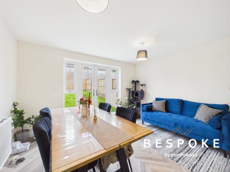 4 bedroom Flat for sale in Wilshaw Place, Macclesfield, SK11