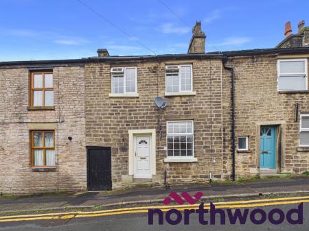 2 bedroom Cottage to let in Lowther Street, Bollington, SK10
