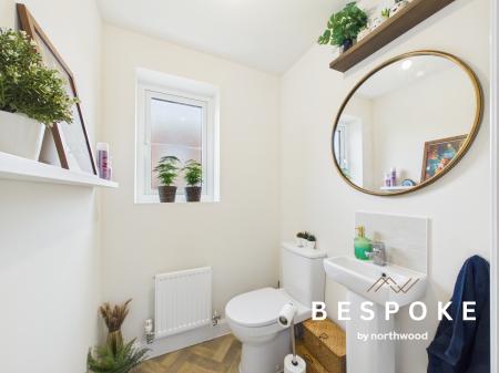 3 bedroom Detached house for sale in Sunnyside Close, Macclesfield, SK11