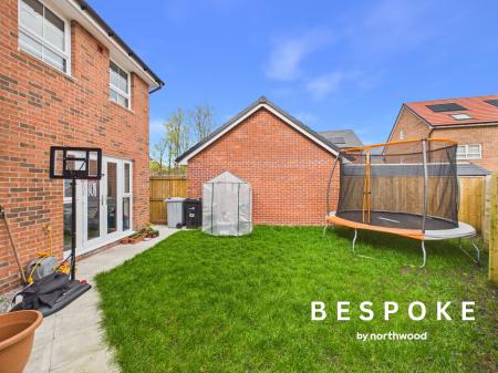 3 bedroom Detached house for sale in Sunnyside Close, Macclesfield, SK11